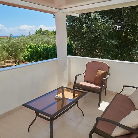 拉尼娅别墅/扎金索斯德罗西亚度假屋 度假居 *