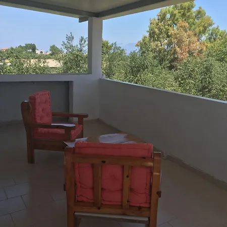 度假居 拉尼娅别墅/扎金索斯德罗西亚度假屋 基普塞利