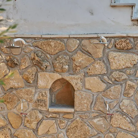 度假居 拉尼娅别墅/扎金索斯德罗西亚度假屋 *