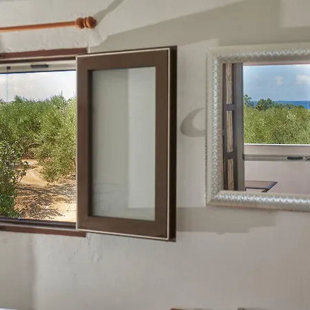 拉尼娅别墅/扎金索斯德罗西亚度假屋 度假居 *